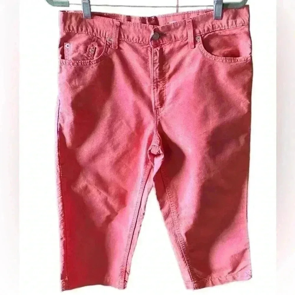 Levi’s size 14 red denim wide leg cropped jeans. EUC. Blue zipper& stitching .
